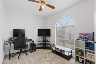 1113 Country Hills Dr, Ogden, UT 84403 - Photo 8