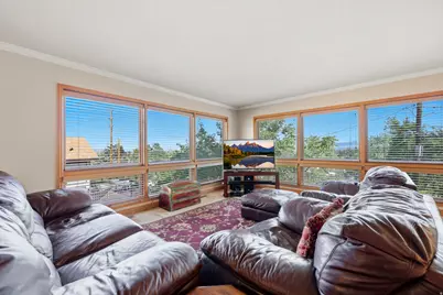 2327 E Cavalier Dr S, Cottonwood Heights, UT 84121 - Photo 20