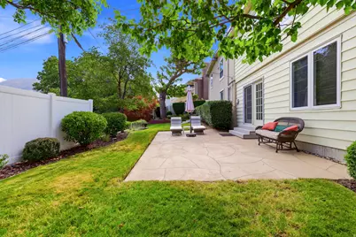 2327 E Cavalier Dr S, Cottonwood Heights, UT 84121 - Photo 44