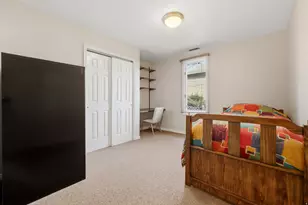 2327 E Cavalier Dr S, Cottonwood Heights, UT 84121 - Photo 38