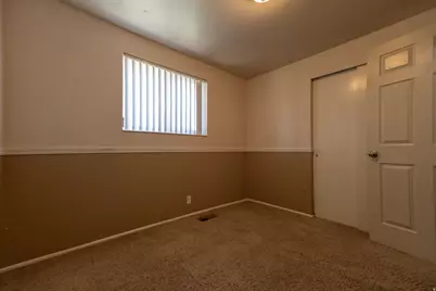 2079 W Arthur Dr S, West Jordan, UT 84084 - Photo 20