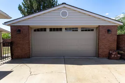 2079 W Arthur Dr S, West Jordan, UT 84084 - Photo 6