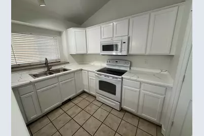 3927 Othello Way, West Valley, UT 84128 - Photo 4