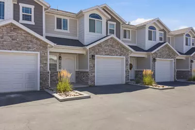 245 W 1950 N, Harrisville, UT 84414 - Photo 2