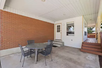 2370 E Quail Run Cir, Sandy, UT 84093 - Photo 38