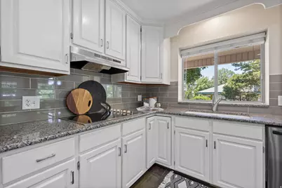 2370 E Quail Run Cir, Sandy, UT 84093 - Photo 8