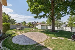 2370 E Quail Run Cir, Sandy, UT 84093 - Photo 42