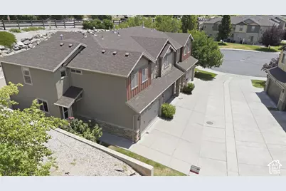 1649 N Hollyhock Cir W, Farmington, UT 84025 - Photo 30