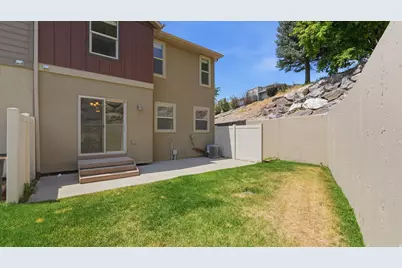1649 N Hollyhock Cir W, Farmington, UT 84025 - Photo 26