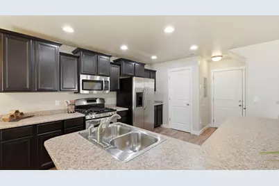1649 N Hollyhock Cir W, Farmington, UT 84025 - Photo 12
