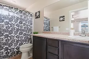 1649 N Hollyhock Cir W, Farmington, UT 84025 - Photo 16