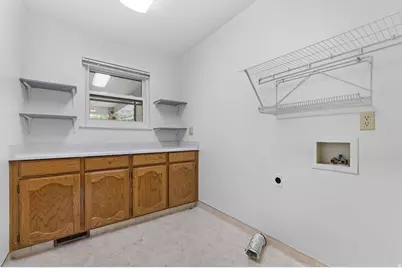 9608 S Royalty Ln W, South Jordan, UT 84095 - Photo 12