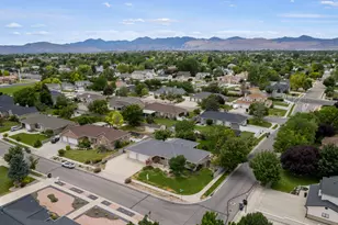 9608 S Royalty Ln W, South Jordan, UT 84095 - Photo 44
