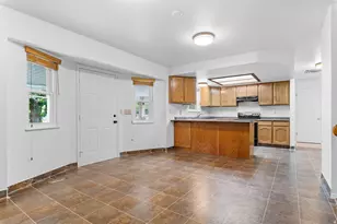 9608 S Royalty Ln W, South Jordan, UT 84095 - Photo 8
