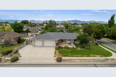 9608 S Royalty Ln W, South Jordan, UT 84095 - Photo 1
