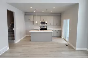 9787 N Aaron Ave, Eagle Mountain, UT 84005 - Photo 4