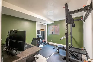 1338 E 600 N, Bountiful, UT 84010 - Photo 32