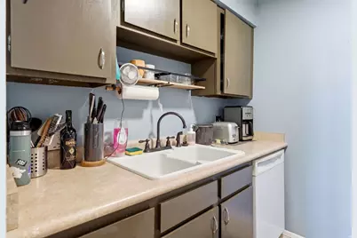424 N Center St #112, Salt Lake City, UT 84103 - Photo 6