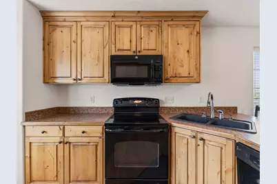 2933 E Somerset Dr, Spanish Fork, UT 84660 - Photo 18