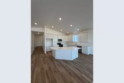 2223 S 2080 W, West Haven, UT 84401 - Photo 2