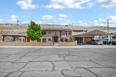 370 W Lake View Dr, Redmond, UT 84652 - Photo 2