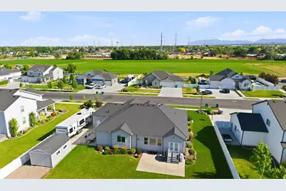 3051 W 725 N, Layton, UT 84041 - Photo 64