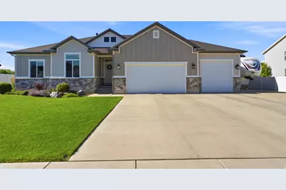 3051 W 725 N, Layton, UT 84041 - Photo 2