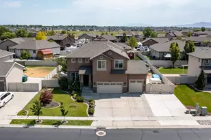 4563 W 5850 S, Hooper, UT 84315 - Photo 2