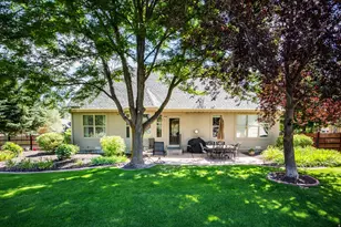 883 N Swiss Farm Ct, Midway, UT 84049 - Photo 2