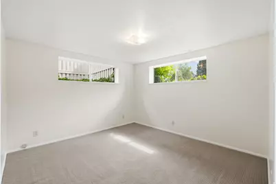 6764 S 2445 E, Cottonwood Heights, UT 84121 - Photo 26