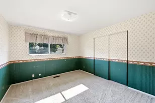 6764 S 2445 E, Cottonwood Heights, UT 84121 - Photo 18