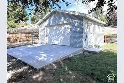1809 E Stratford Ave, Salt Lake City, UT 84106 - Photo 2