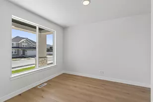 5325 N Honey Suckle Way, Eagle Mountain, UT 84005 - Photo 4