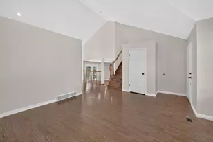 9871 S 4000 W, South Jordan, UT 84095 - Photo 4