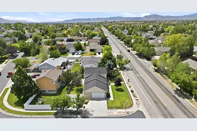 9871 S 4000 W, South Jordan, UT 84095 - Photo 42
