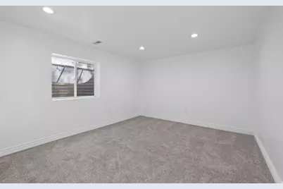 5077 W 11000 N, Highland, UT 84003 - Photo 32