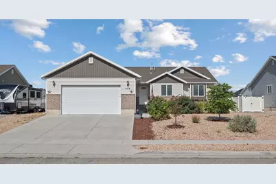 436 S 400 W, Tremonton, UT 84337 - Photo 2