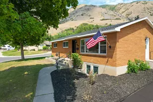 120 N 1300 E, Springville, UT 84663 - Photo 2