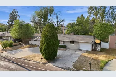 1573 E 5600 S, Holladay, UT 84121 - Photo 32