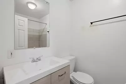 1573 E 5600 S, Holladay, UT 84121 - Photo 16