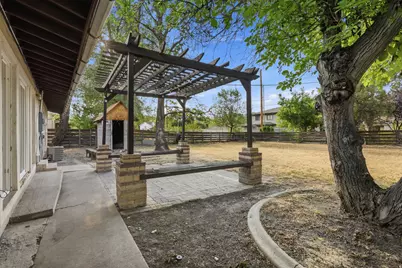 1573 E 5600 S, Holladay, UT 84121 - Photo 26