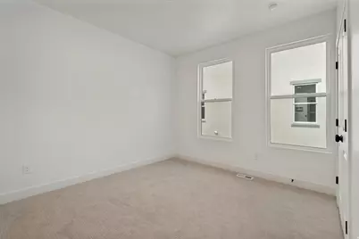 11027 S Freestone Rd W #124, South Jordan, UT 84009 - Photo 10