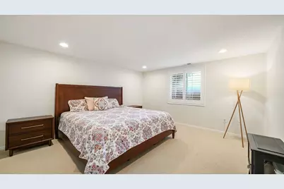 11128 S Barrett Park Cir E, Sandy, UT 84092 - Photo 24