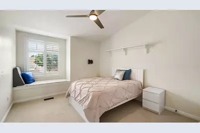 11128 S Barrett Park Cir E, Sandy, UT 84092 - Photo 20