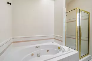 11128 S Barrett Park Cir E, Sandy, UT 84092 - Photo 16