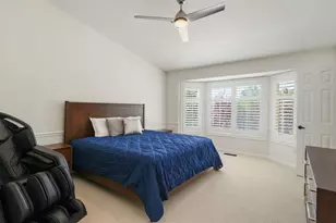 11128 S Barrett Park Cir E, Sandy, UT 84092 - Photo 14