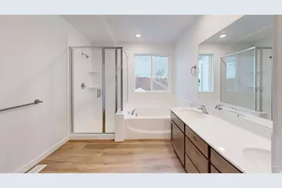 777 N Pheasantbrook Dr #2B, Centerville, UT 84014 - Photo 18