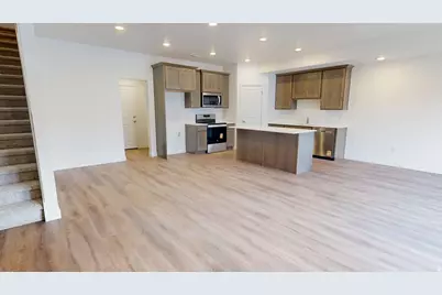 777 N Pheasantbrook Dr #2B, Centerville, UT 84014 - Photo 6