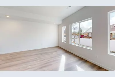 777 N Pheasantbrook Dr #2B, Centerville, UT 84014 - Photo 2