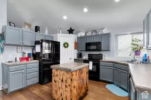 5015 W Rock Ridge Ln, West Jordan, UT 84081 - Photo 10